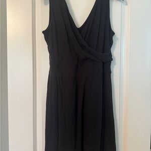 Elegant Black Sleeveless Dress